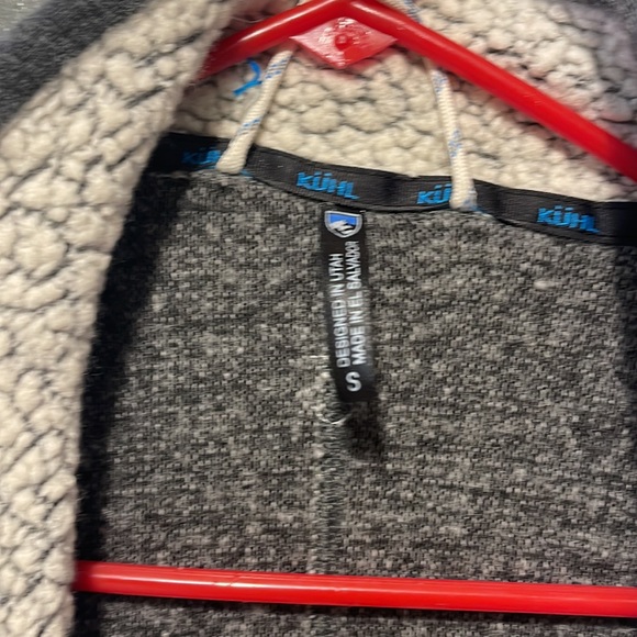 Kuhl women’s fleece zip up, size Small - Picture 3 of 5